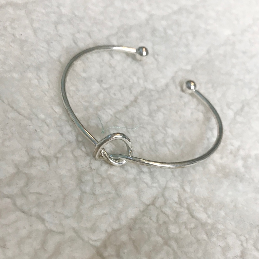 ⚡️UO Knot Bracelet